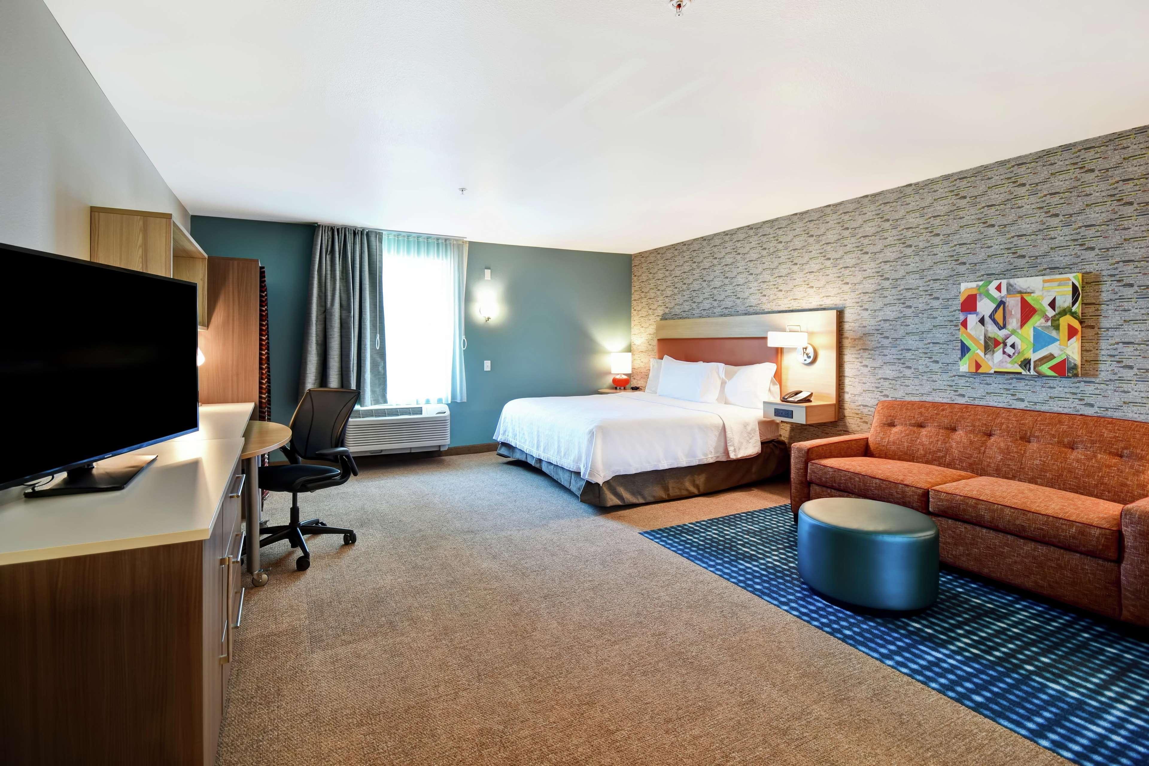 Home2 Suites By Hilton Victorville Exterior photo